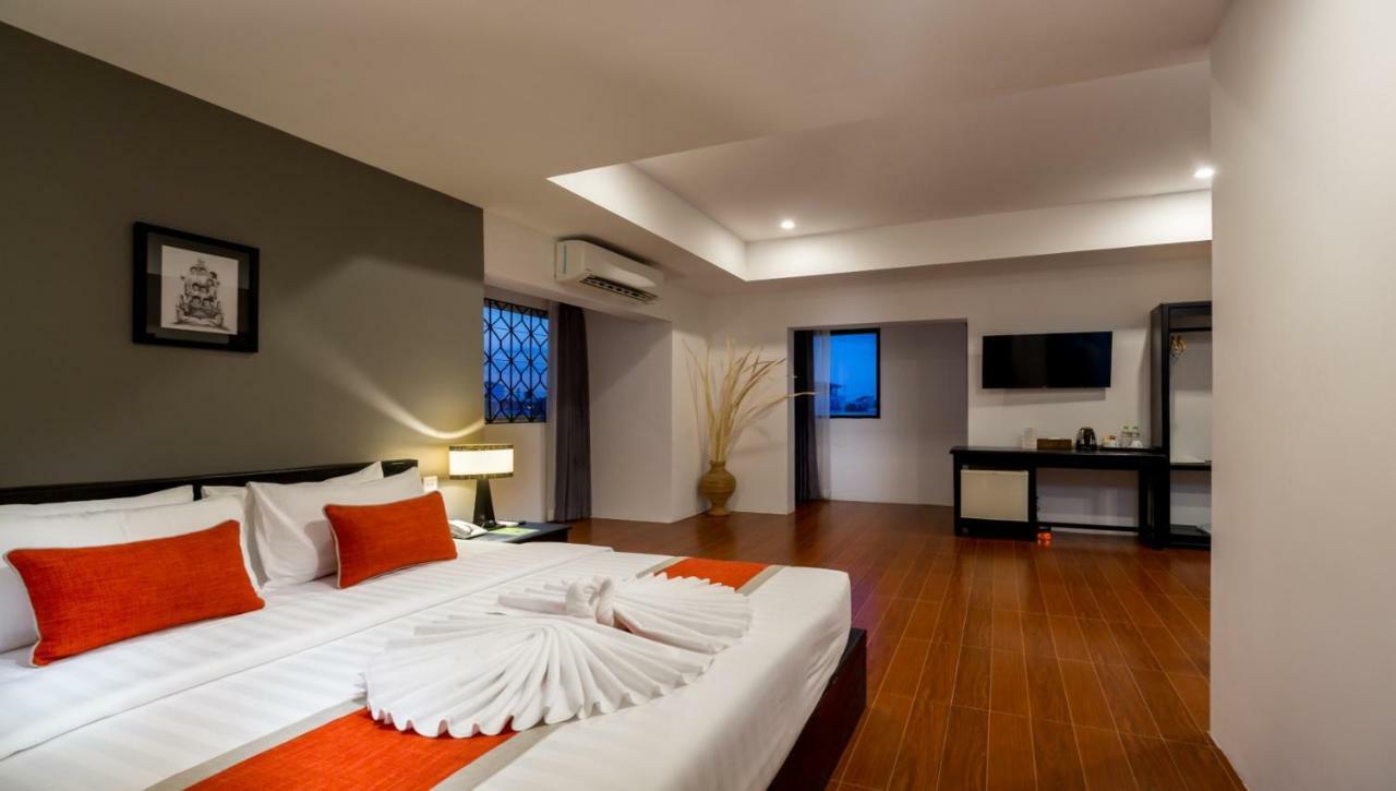 The Cyclo Siem Reap Hotel Esterno foto